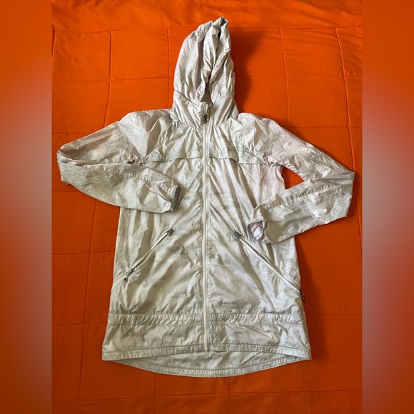 Lululemon Jackets hoodie Womens 4 Camouflage windbreaker full jacket pink/gray - Picture 1 of 10